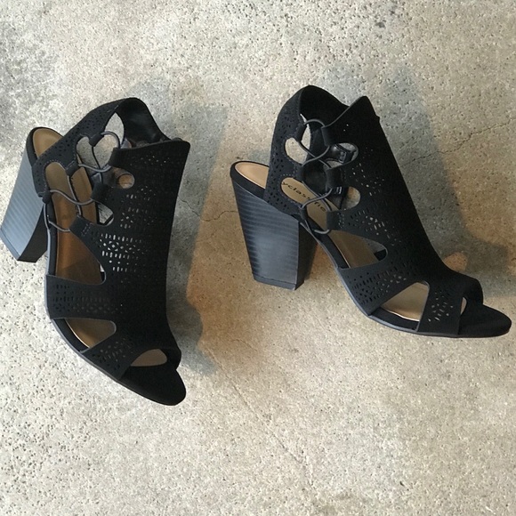City Classified Black Nubuck Stacked Heel Sandal - Picture 3 of 7